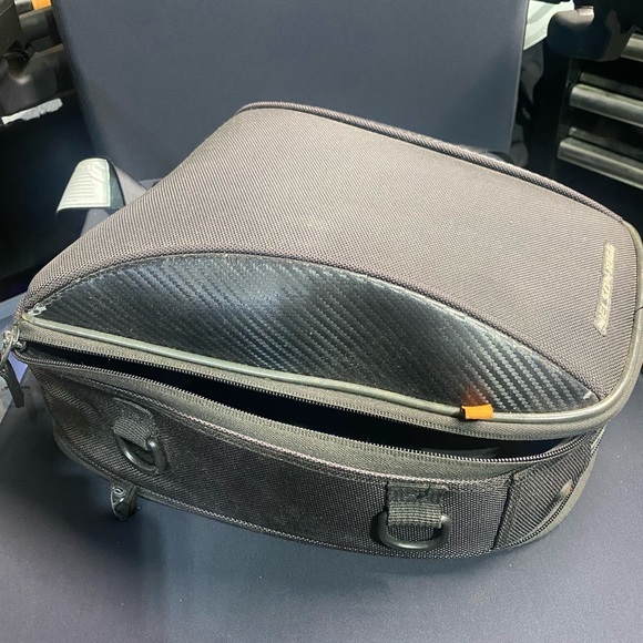 Nelson Rigg cl-1060 tank/ rear seat bag - Picture 3 of 4